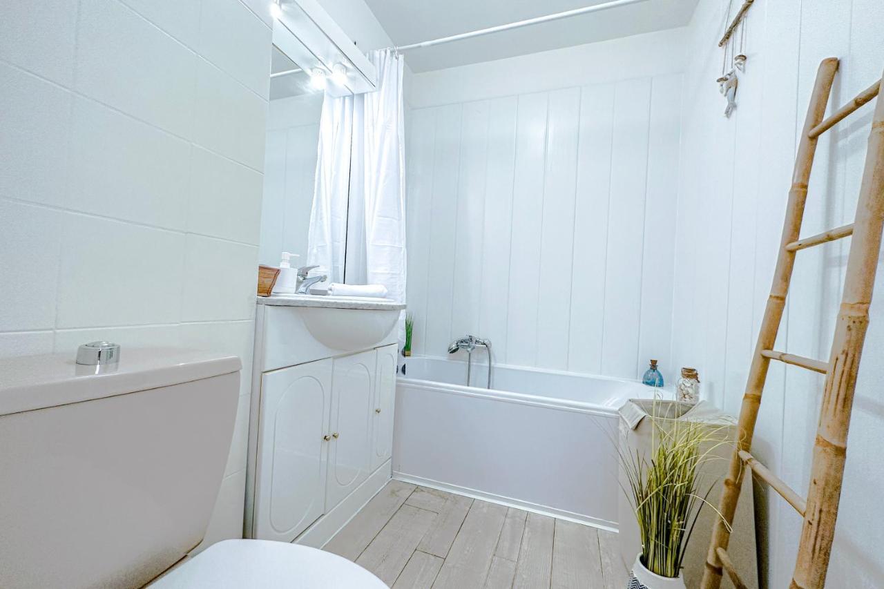 Guignon - Apart Sunny Comfort Close To The Port & Station Antibes Dış mekan fotoğraf